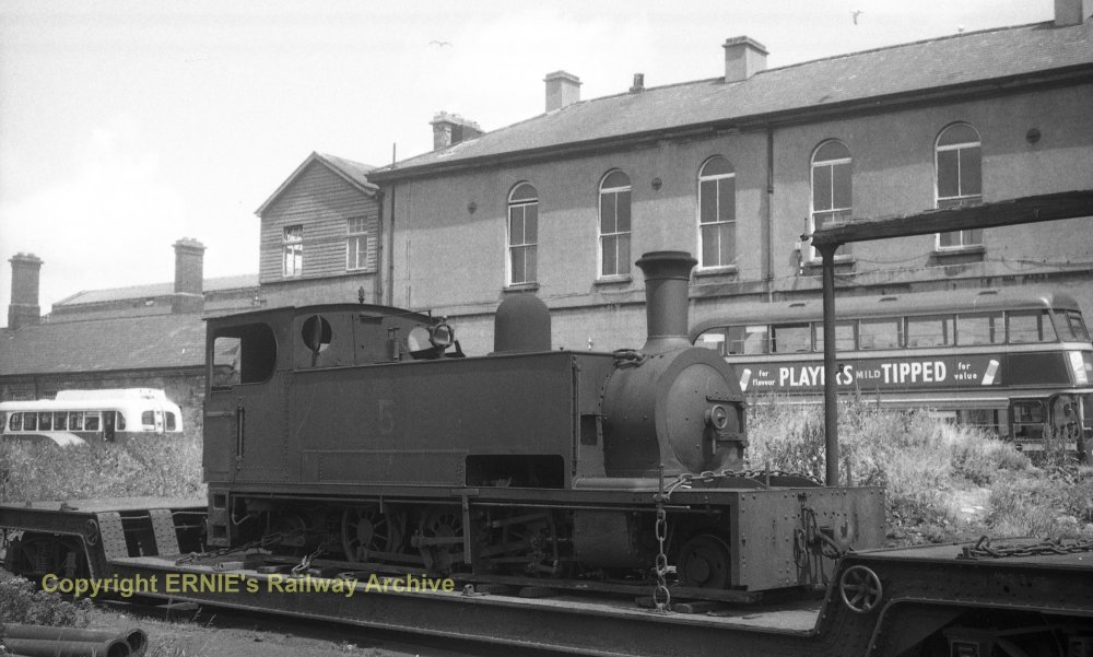 C&L 1959-06-28 Broadstone Dublin 5T on well wagon (2).jpg