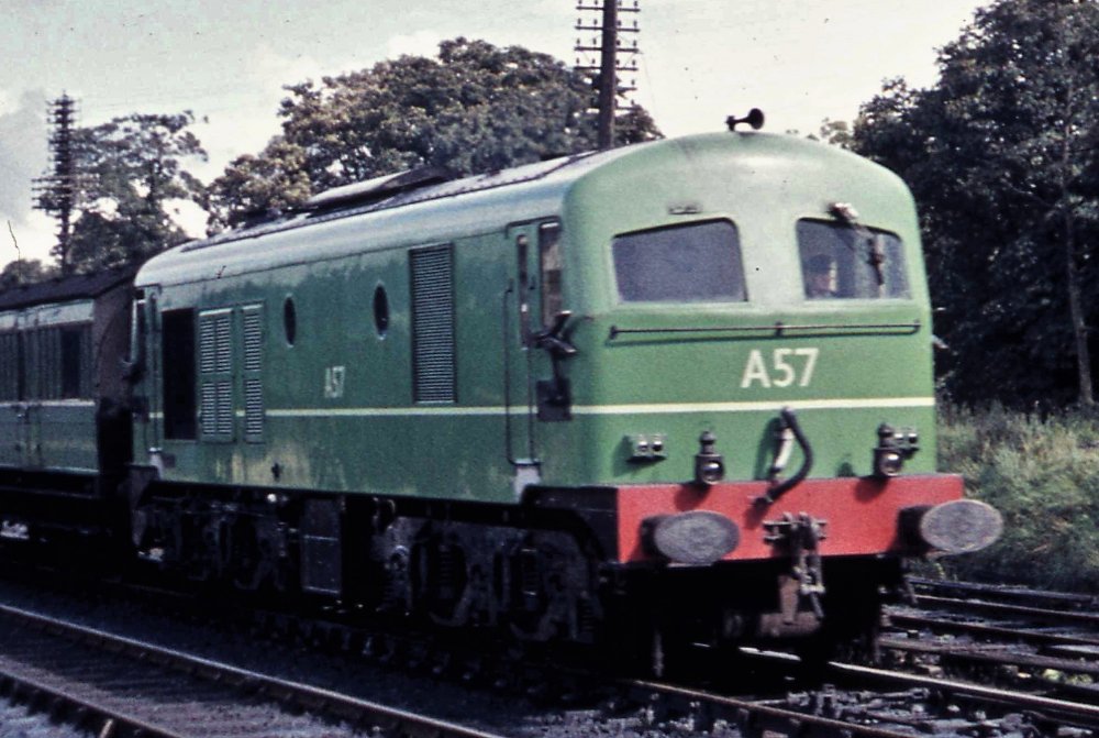 CIE 1960-09-14 Limerick Junction A57 10.40 ex Dublin DT18-26.jpg
