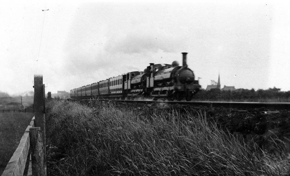where name'number plates are Rhymney railway style.jpg