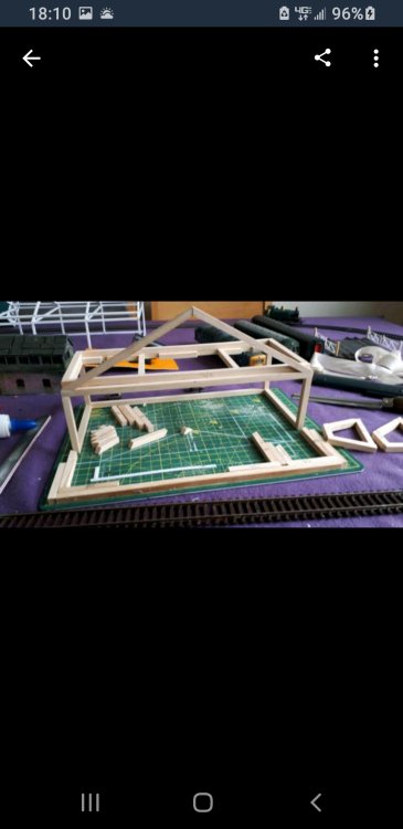 Screenshot_20221015-181004_Amazon Photos.jpg