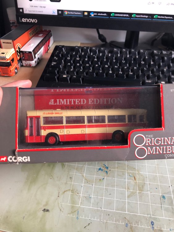 Lough Swilly Bus.jpg