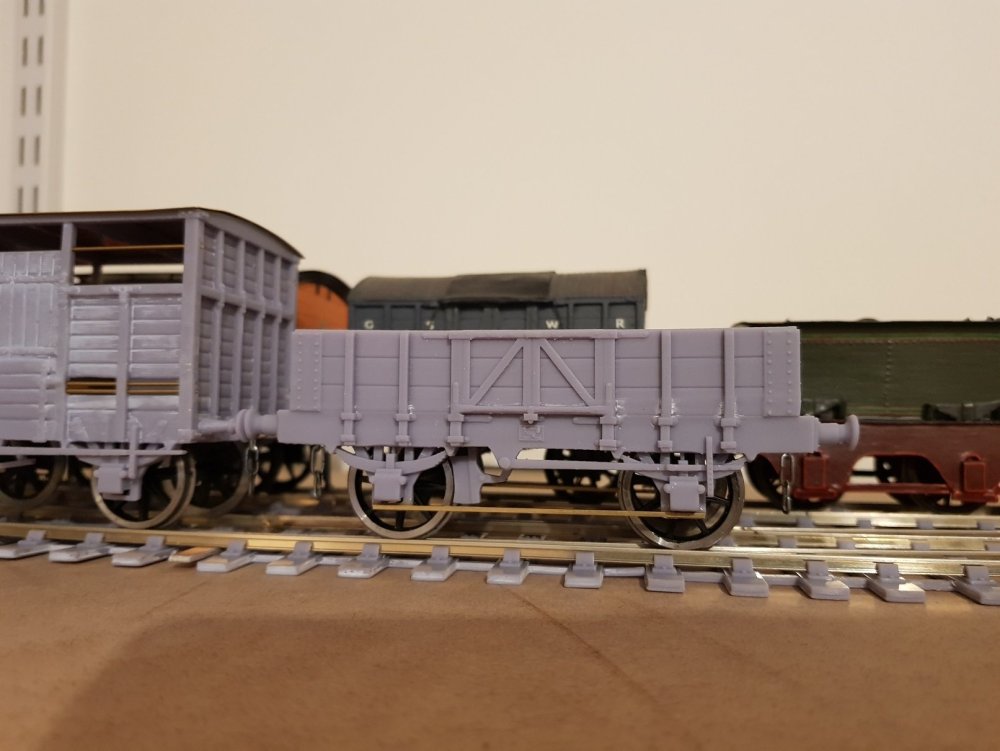 3-PlankWagon3.thumb.jpg.1ac0dfb44a19b45584e56d8bfc4b04b3.jpg