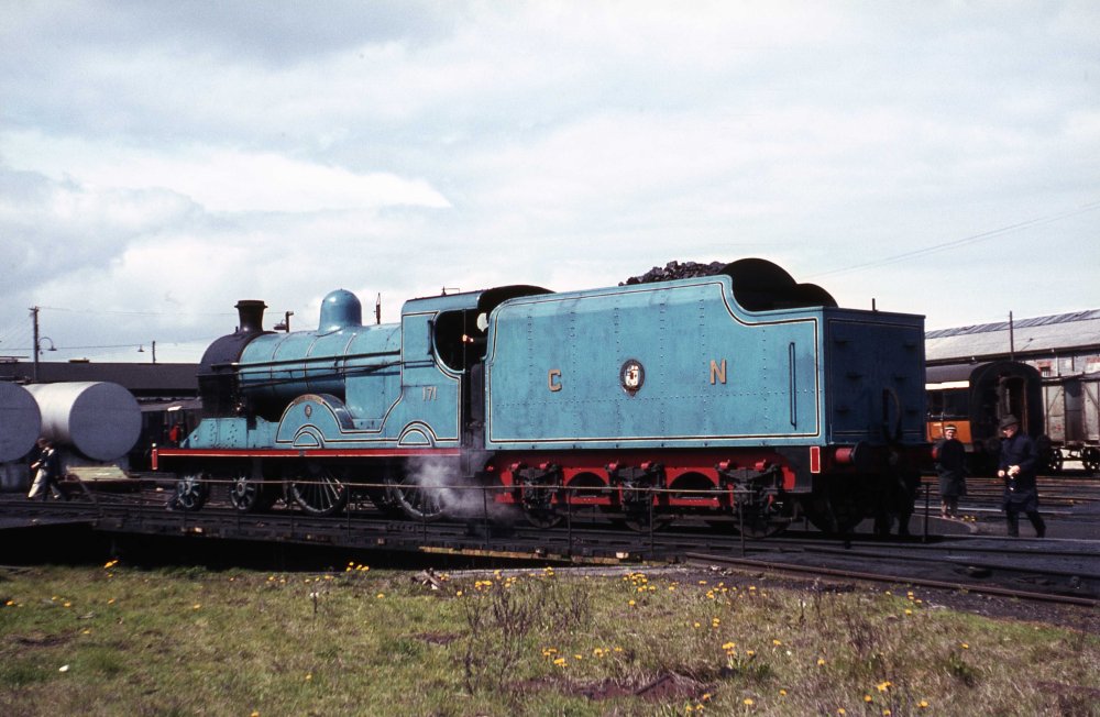 69r113Limerickshed17126apr69.thumb.jpg.9d6203175c25cfaaed1129a4b9e21555.jpg