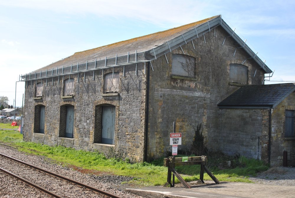 Ballybrophy goods shed.2..jpg