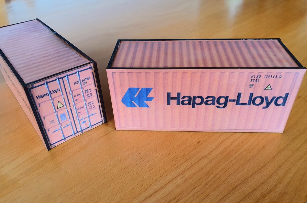 HapagLioydscaleshippingcontainers.thumb.jpg.6d126804150c0eec90d997e9d059753b.jpg