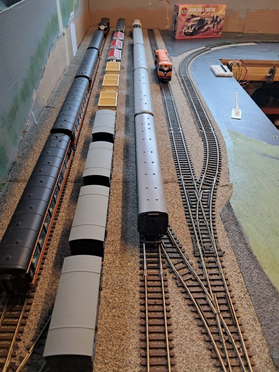 Station No Plat Room.jpg