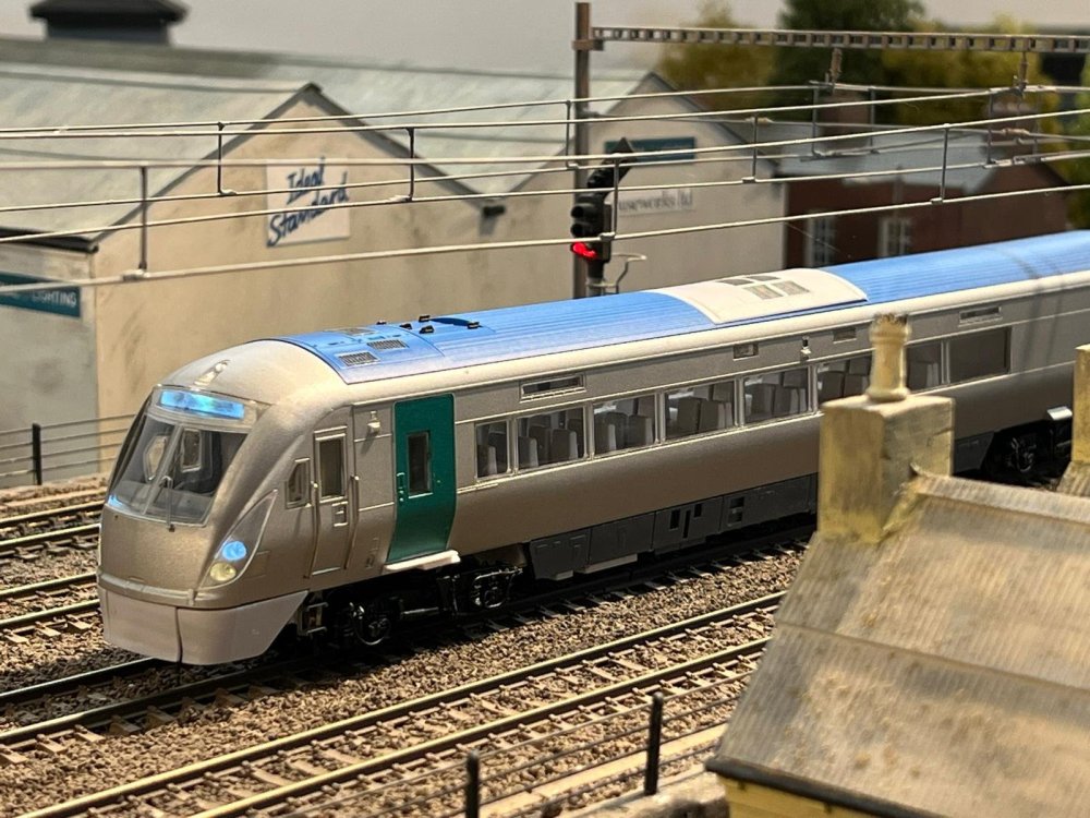 20000 28.10.25 d.jpg