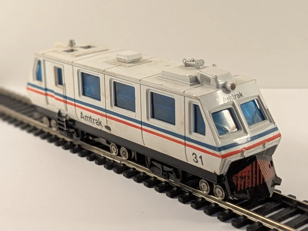 amtrak plasser em80c 2.webp